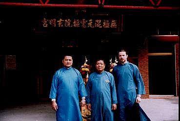 Csaba Lu with taoist monks
